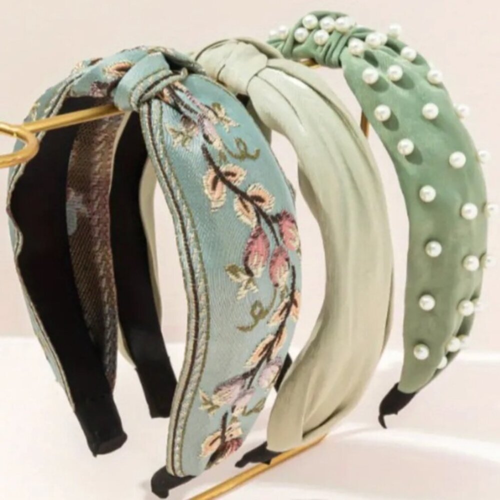New! Elegant Trio of Floral and Pearl-Embellished Headbands ✨✨🔥